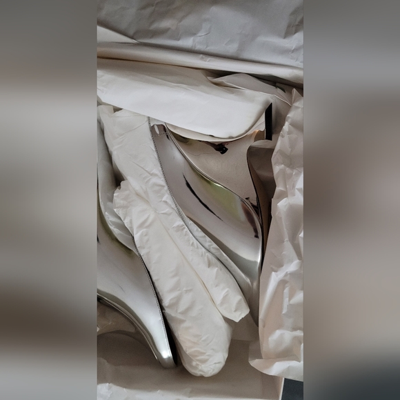 Women those Bottega Veneta silver size 38C - Picture 12 of 16